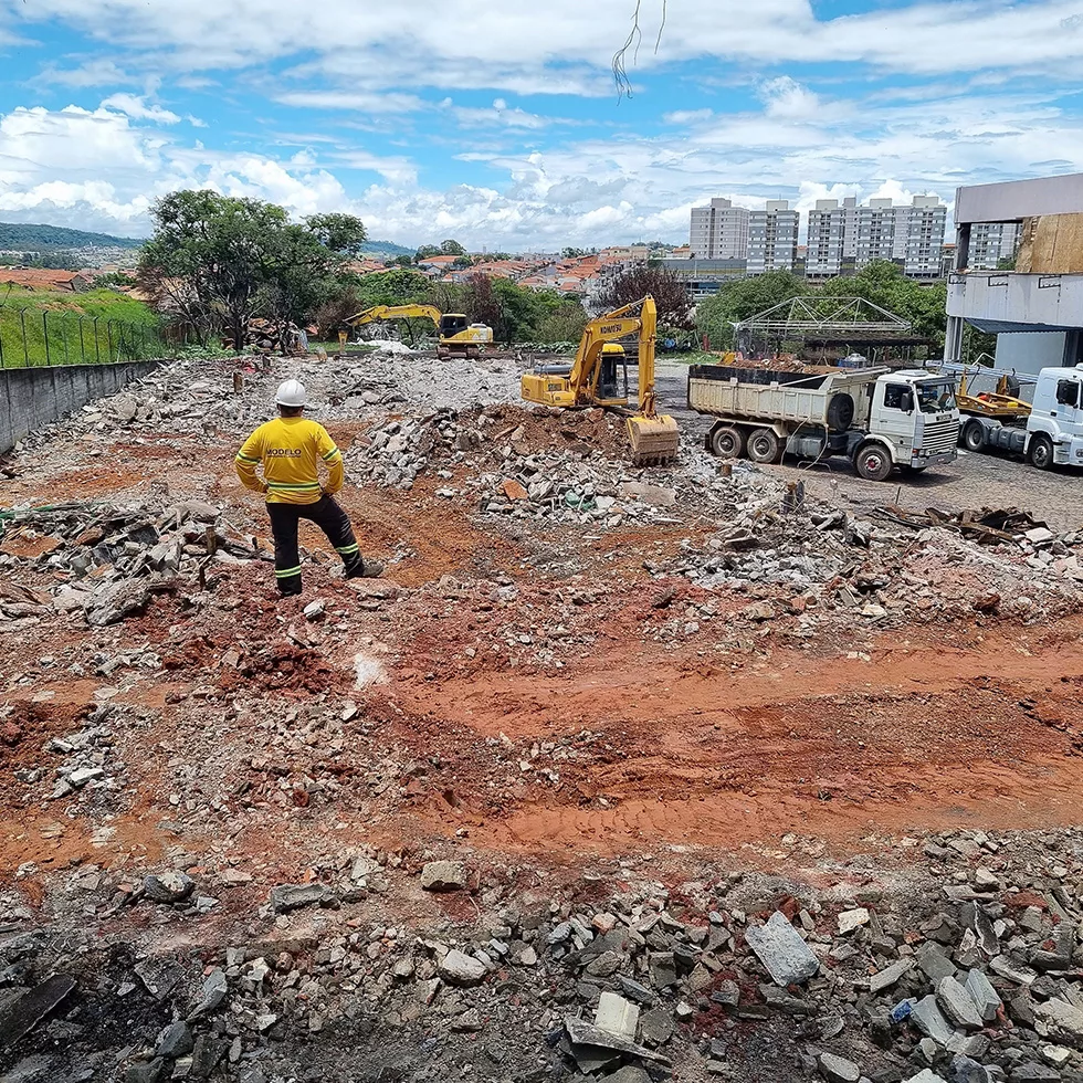 Demolição convecional